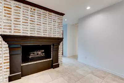10007 Cedar Creek Drive, Houston, TX 77042 - Photo 9
