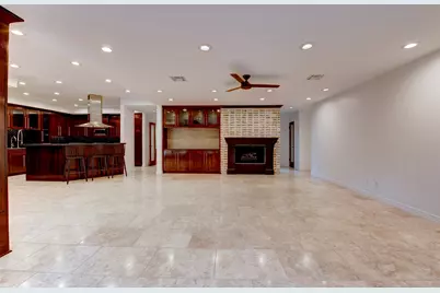 10007 Cedar Creek Drive, Houston, TX 77042 - Photo 11