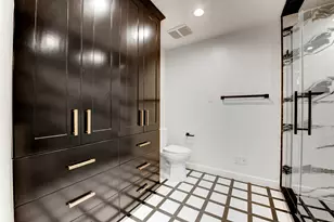 10007 Cedar Creek Dr, Houston, TX 77042 - Photo 3