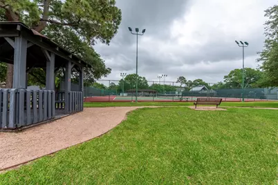 10007 Cedar Creek Drive, Houston, TX 77042 - Photo 29