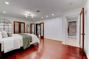 10007 Cedar Creek Dr, Houston, TX 77042 - Photo 13