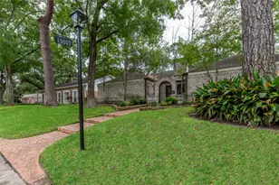 10007 Cedar Creek Dr, Houston, TX 77042 - Photo 25