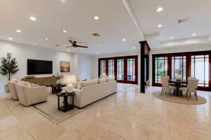 10007 Cedar Creek Dr, Houston, TX 77042 - Photo 3