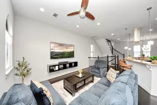 1706 Spring St, Houston, TX 77007 - Photo 9