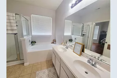 8811 Henrico Lane, Rosenberg, TX 77469 - Photo 5