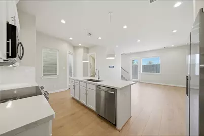 5906 Jasper Jones Way, Houston, TX 77091 - Photo 7