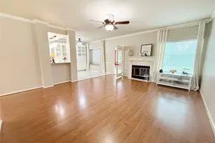 205 Peppermint Dr, Lake Jackson, TX 77566 - Photo 11