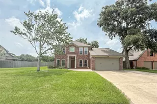 205 Peppermint Dr, Lake Jackson, TX 77566 - Photo 37