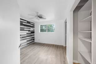 1911 Ave O, Huntsville, TX 77340 - Photo 19