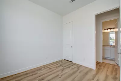 24554 Carleton Lake Lane, Tomball, TX 77375 - Photo 5