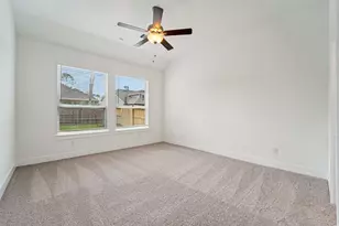 279 Mallards Rim Dr, Willis, TX 77318 - Photo 15