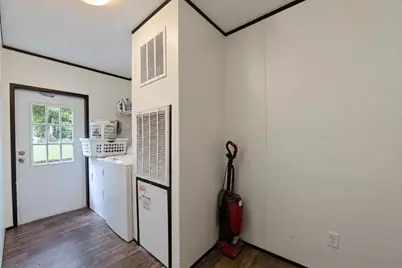 11350 Hillcrest Drive, Conroe, TX 77303 - Photo 19