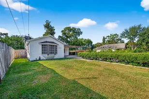 4034 Caplin St, Houston, TX 77026 - Photo 3