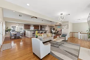 1813 Avenue A, Dickinson, TX 77539 - Photo 7