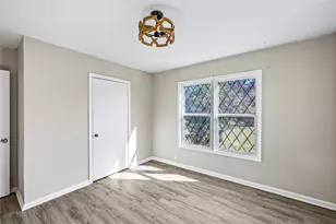 1407 Bess Rd, Dickinson, TX 77539 - Photo 15