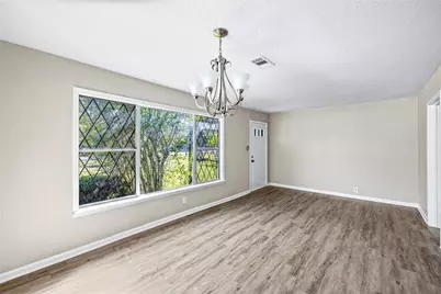 1407 Bess Road, Dickinson, TX 77539 - Photo 7