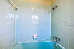 1407 Bess Rd, Dickinson, TX 77539 - Photo 21