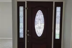 1006 Walnut Bend Ln, Houston, TX 77042 - Photo 3