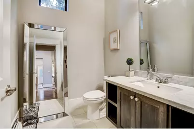 5655 Locke Lane, Houston, TX 77056 - Photo 11