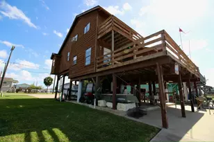 215 Redfish Dr, Freeport, TX 77541 - Photo 7