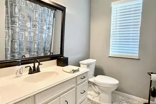 215 Redfish Dr, Freeport, TX 77541 - Photo 35