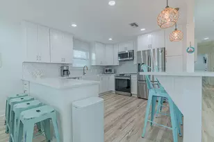 13826 Pirates Beach Blvd, Galveston, TX 77554 - Photo 15