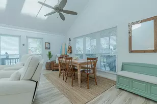 13826 Pirates Beach Blvd, Galveston, TX 77554 - Photo 9