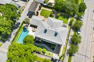 1301 Market St, Galveston, TX 77550 - Photo 3