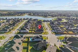 13026 Oleander Bay Ln, Texas City, TX 77568 - Photo 3