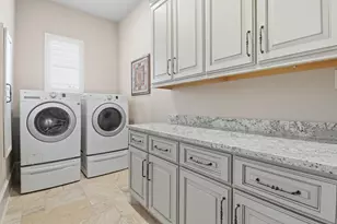 32802 Whistler Ct, Fulshear, TX 77441 - Photo 11