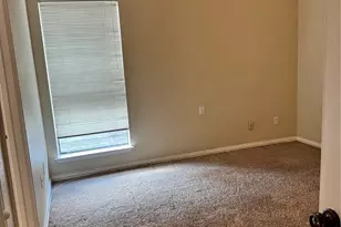 10811 Richmond Ave, Houston, TX 77042 - Photo 17