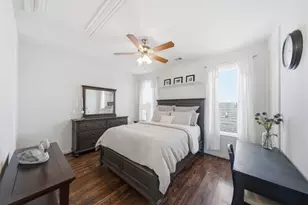 5750 Kiam St, Houston, TX 77007 - Photo 29