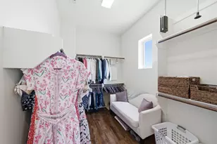 5750 Kiam St, Houston, TX 77007 - Photo 25
