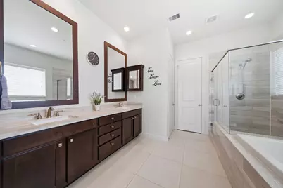 5750 Kiam Street, Houston, TX 77007 - Photo 23
