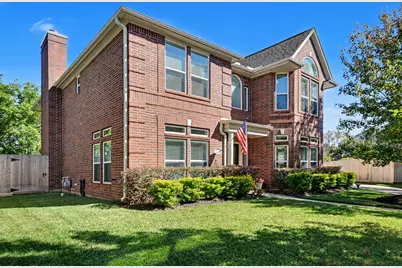 101 Lakeview Circle, Friendswood, TX 77546 - Photo 1