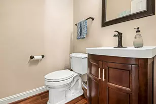 101 Lakeview Cir, Friendswood, TX 77546 - Photo 9