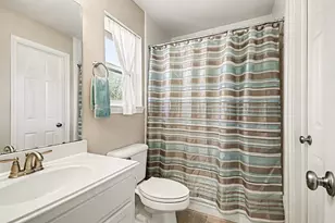 101 Lakeview Cir, Friendswood, TX 77546 - Photo 27