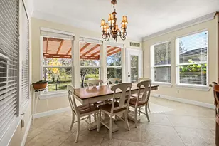 101 Lakeview Cir, Friendswood, TX 77546 - Photo 13