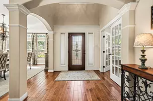 101 Lakeview Cir, Friendswood, TX 77546 - Photo 3