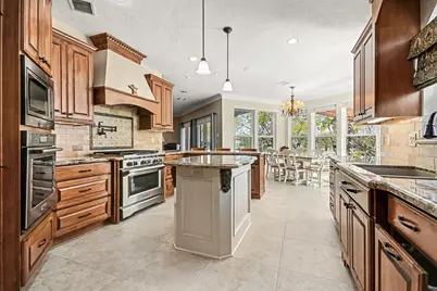 101 Lakeview Circle, Friendswood, TX 77546 - Photo 15