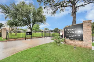 2011 Spenwick Dr, Houston, TX 77055 - Photo 29