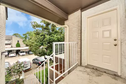 2011 Spenwick Drive #220, Houston, TX 77055 - Photo 21