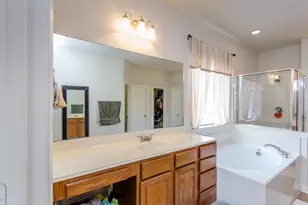 6706 Ashworth Dr, Sugar Land, TX 77479 - Photo 19