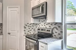 9591 Darkwood, Willis, TX 77318 - Photo 7