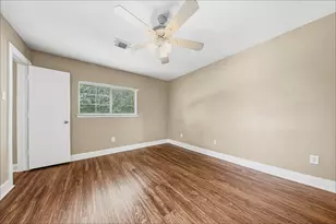 19934 Crested Hill Ln, Cypress, TX 77433 - Photo 9