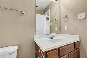 19934 Crested Hill Ln, Cypress, TX 77433 - Photo 13
