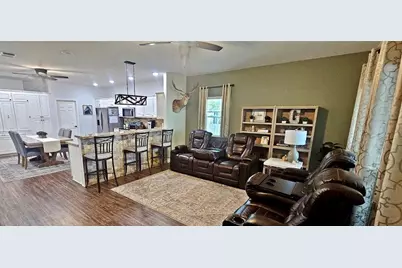201 Smith Street, Columbus, TX 78934 - Photo 3