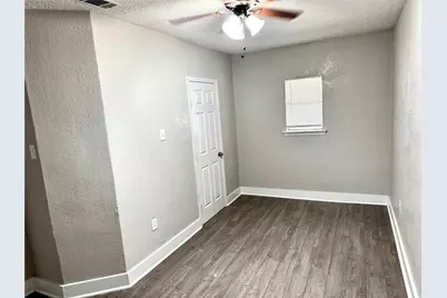 10206 Buena Park Drive, Houston, TX 77089 - Photo 11