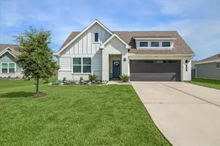 13911 Red River Dr, Baytown, TX 77523 - Photo 1