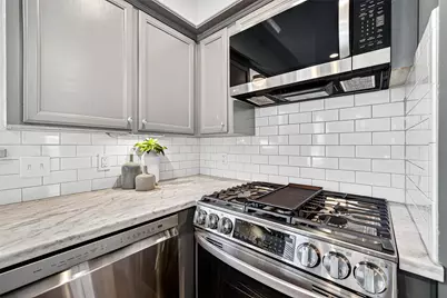 10935 Piping Rock Lane, Houston, TX 77042 - Photo 17